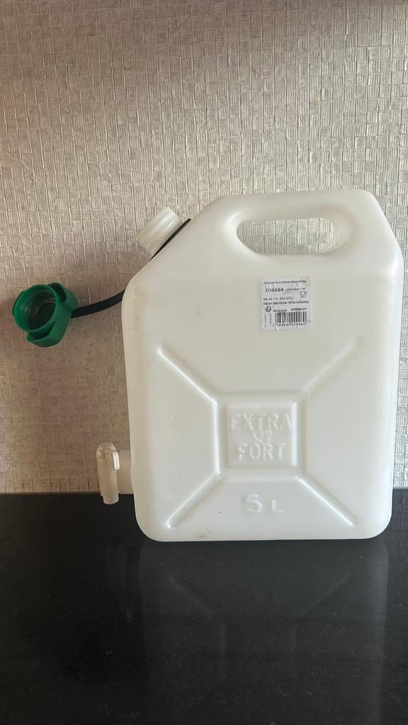 5 liter jerrycan watertankje met kraan., Caravans en Kamperen, Ophalen of Verzenden, Nieuw