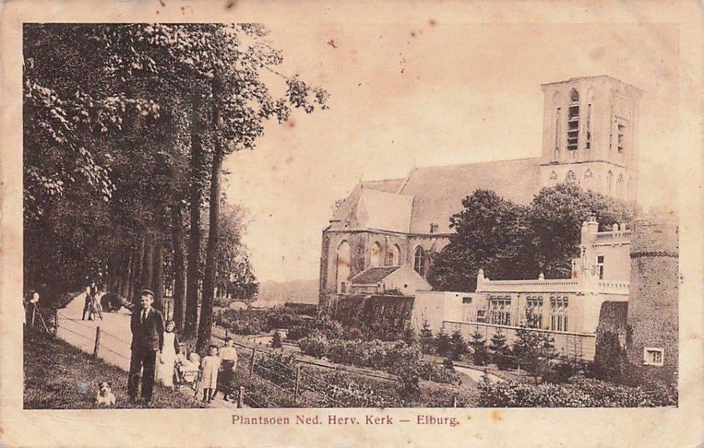 AM022 Elburg Plantsoen Kerk ca. 1925, Verzenden, 1920 tot 1940, Ongelopen, Gelderland