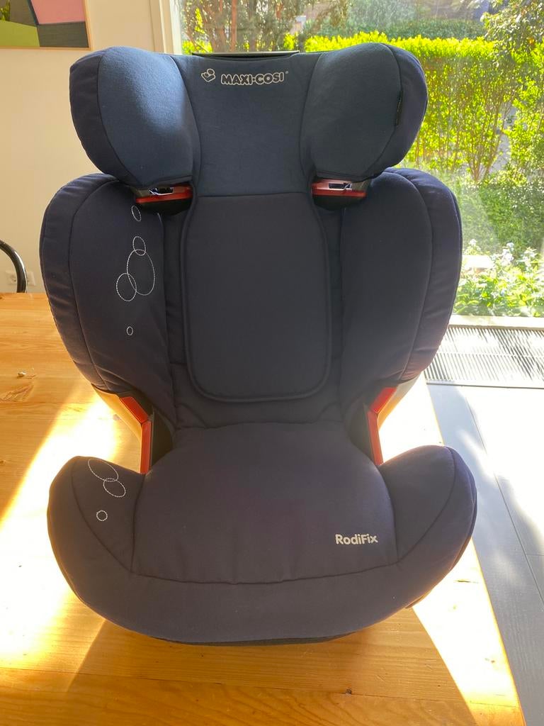 Maxi Cosi RodiFix donkerblauw, Kinderen en Baby's, Autostoeltjes, Ophalen, 15 t/m 36 kg, Zo goed als nieuw, Isofix