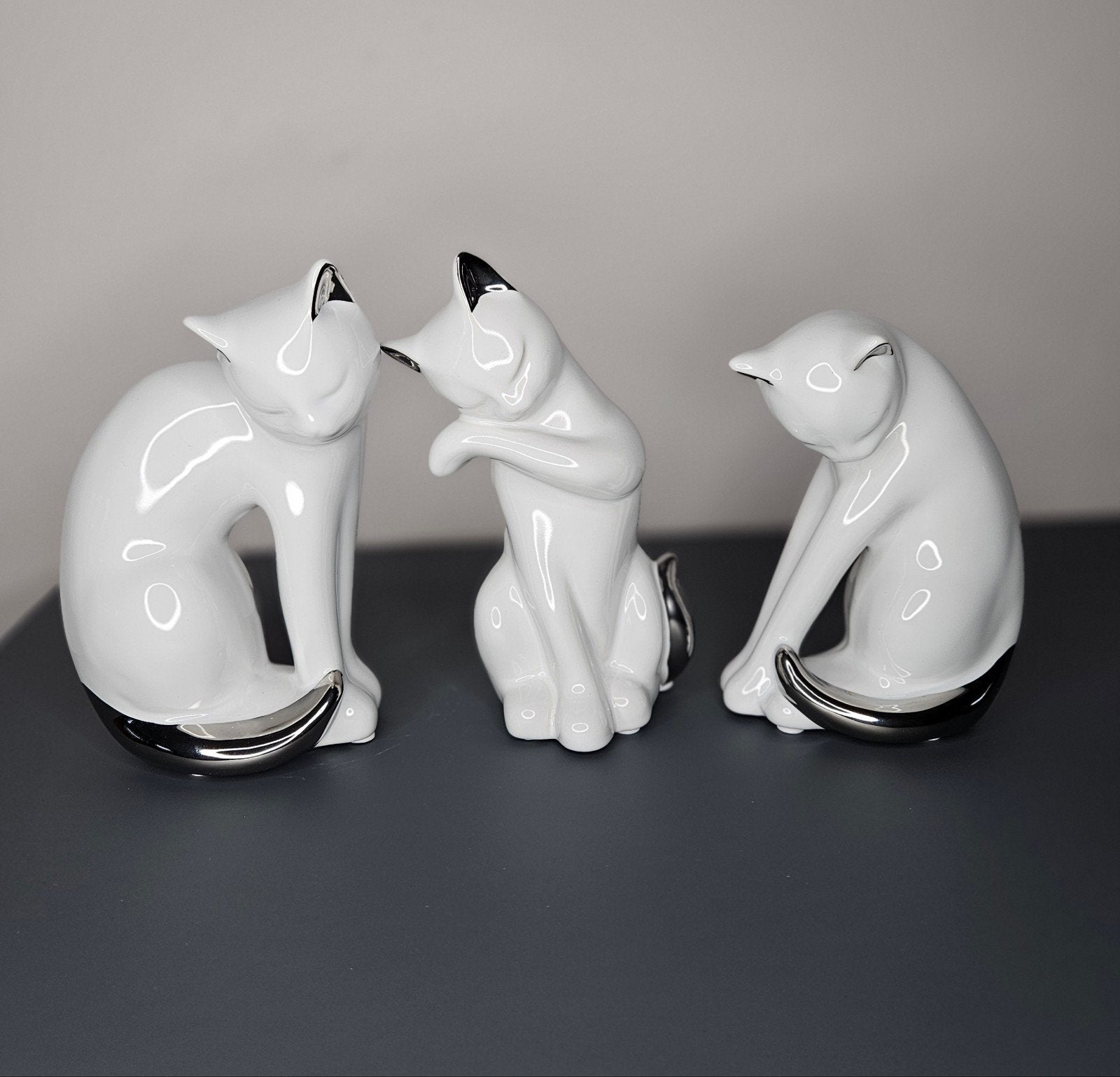 Beeldje 'Poes' 3stuks., Ophalen of Verzenden, Nieuw, Dier