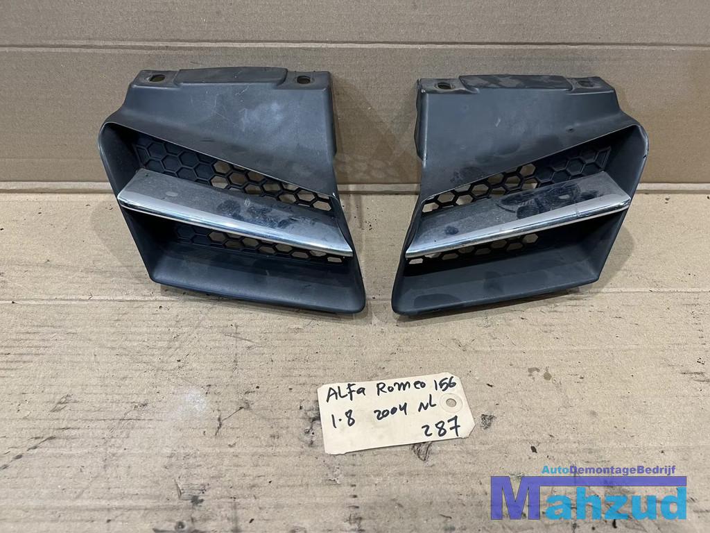 ALFA ROMEO 156 Grille 1997-2005, Gebruikt, Dpofca@stellantis.com, Stellantis Europe S.p.A., Ophalen of Verzenden