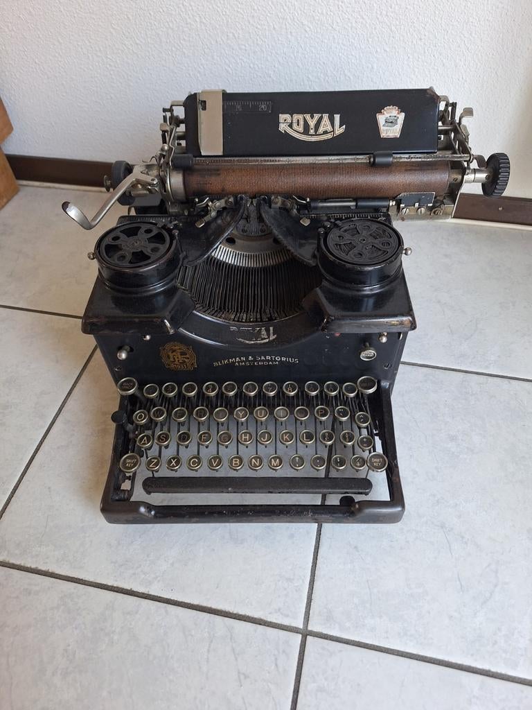 Typemachine vintage, Blikman & Sartorius Royal, Ophalen, Gebruikt