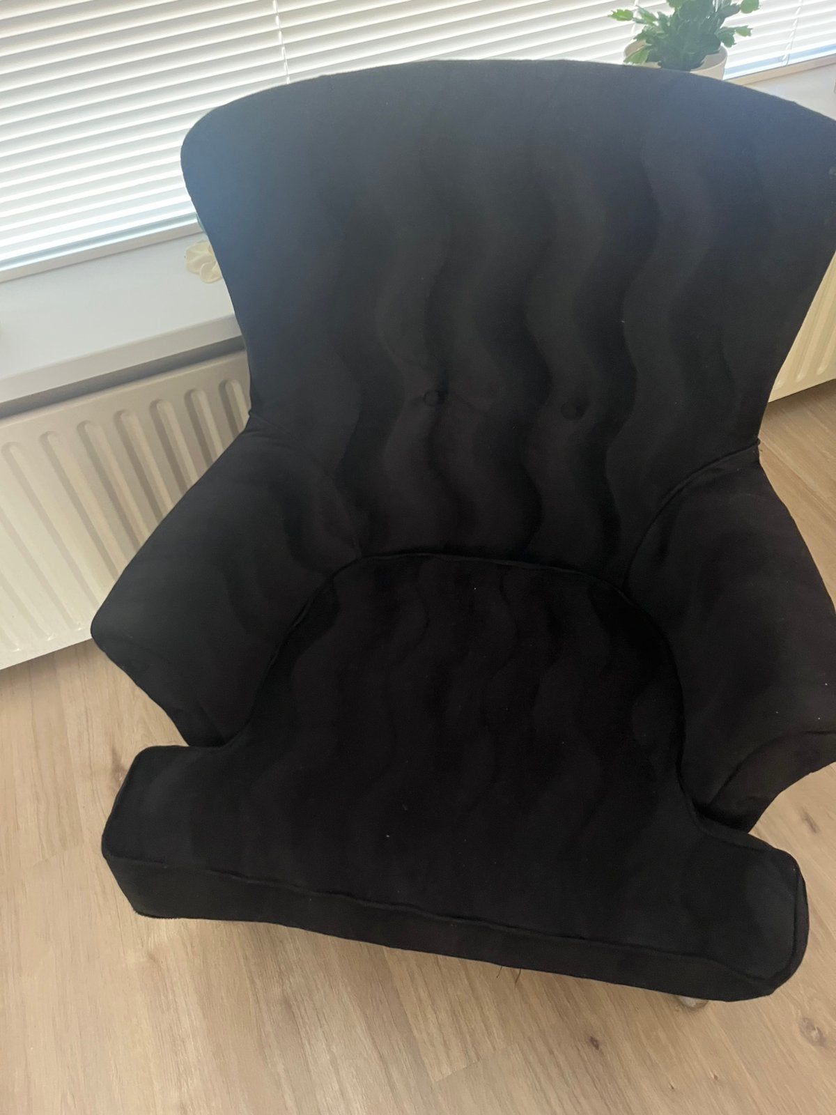 Prachtige zwarte  velvet stoel, Ophalen, Zo goed als nieuw, Stof, 50 tot 75 cm