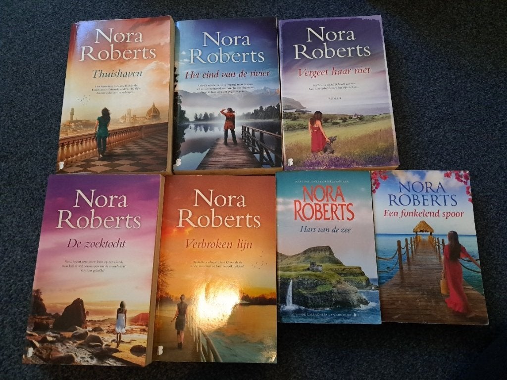 Nora Roberts boeken, 7 stuks, Boeken, Ophalen, Zo goed als nieuw, Nederland, Nora Roberts