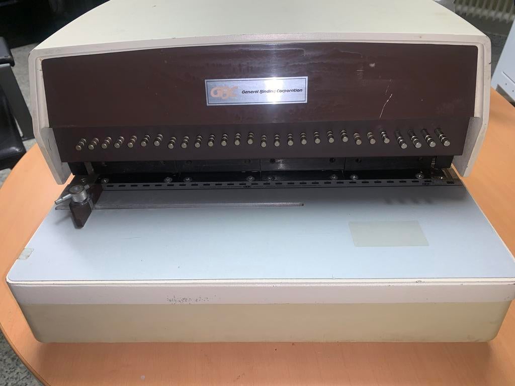 Professionele GBC elektrische ponsmachine / inbindmachine, Ophalen, Nnb, Nnb, Gebruikt