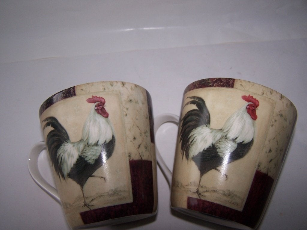 Set van 2 Pimpernel Loire Valley Rooster mokken., Huis en Inrichting, Overige merken, Keramiek, Landelijk/Boerenbont, Zo goed als nieuw