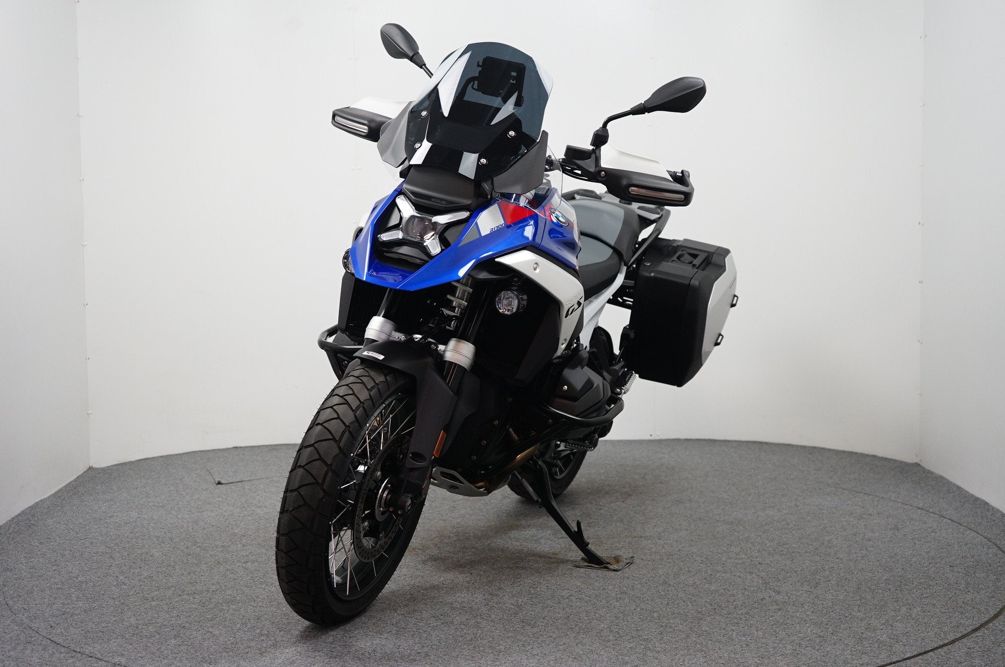 BMW R 1300 GS TROPHY (bj 2024), Motoren, Motoren | BMW, Bedrijf, Meer dan 35 kW, Toermotor, 1300 cc