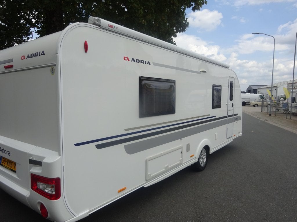 Foto 8 van Adria Adora 613 UT #BOMVOL#