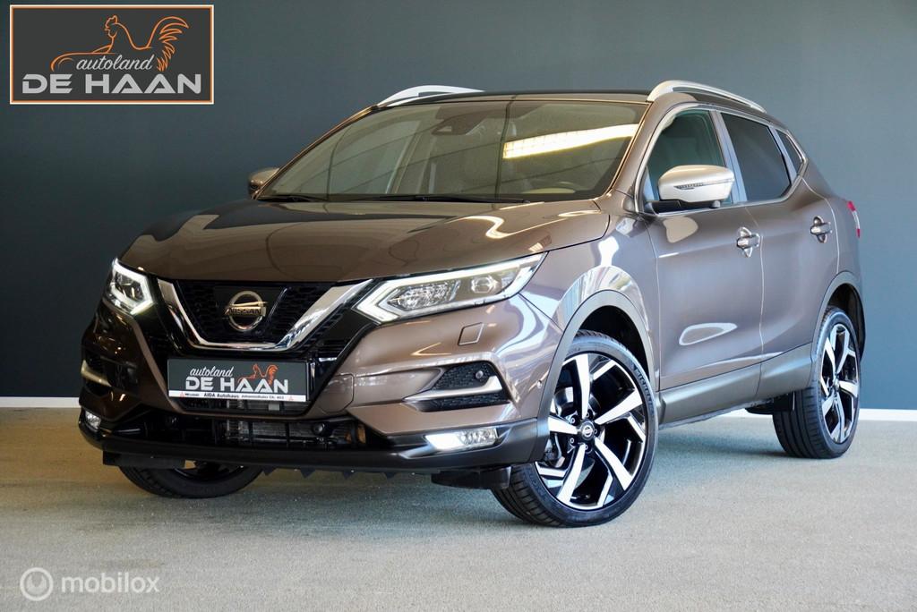 Nissan Qashqai 1.3 Tekna NAVI PANO APPLE CARPLAY CAMERA LEER, Voorwielaandrijving, Gebruikt, Zwart, 4 cilinders