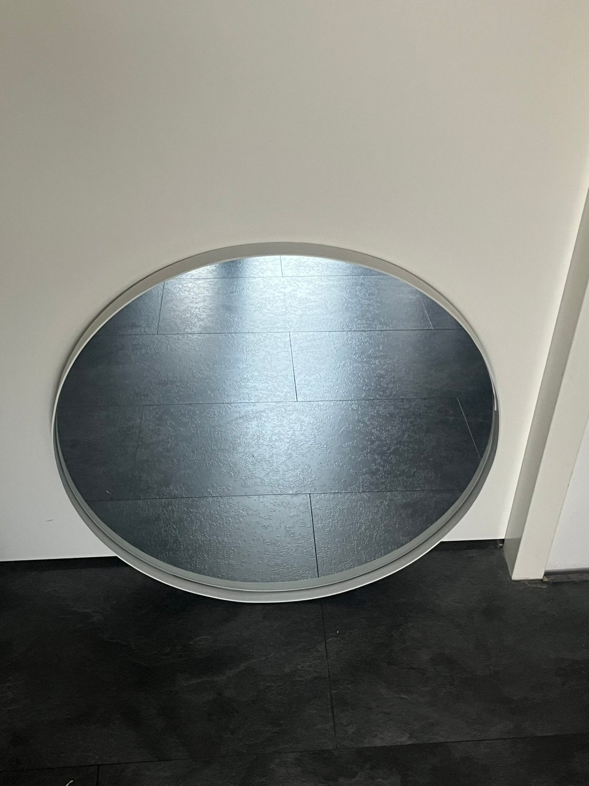 Spiegel met metalen witte rand ø60cm, Huis en Inrichting, Ophalen, Rond, Zo goed als nieuw, Minder dan 100 cm