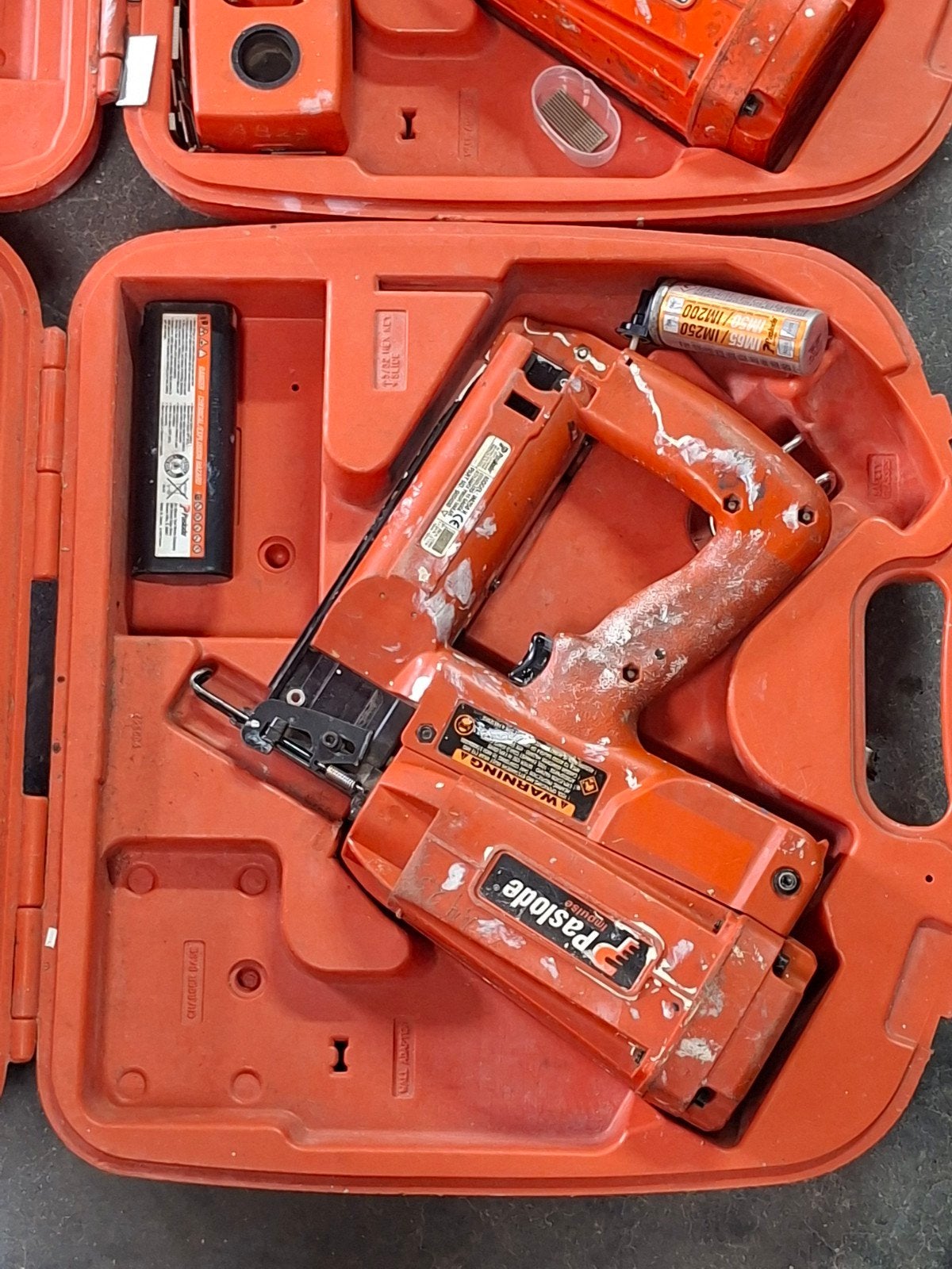 Paslode Nietmachine - Gebruikt maar functioneel, Ophalen of Verzenden, Gebruikt, Tacker/nietmachine, Overige merken