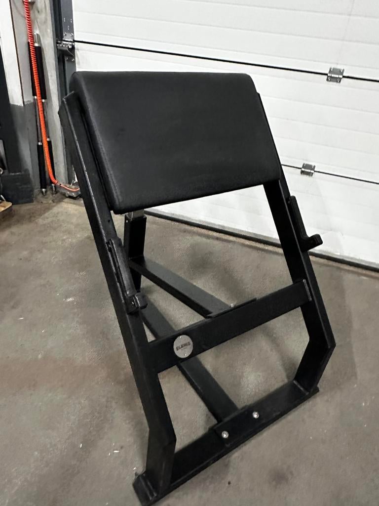 Eleiko Scott Bench , Bicepsbankje, Sport en Fitness, Fitnessmaterialen, Ophalen, Gebruikt, Fitnessbank