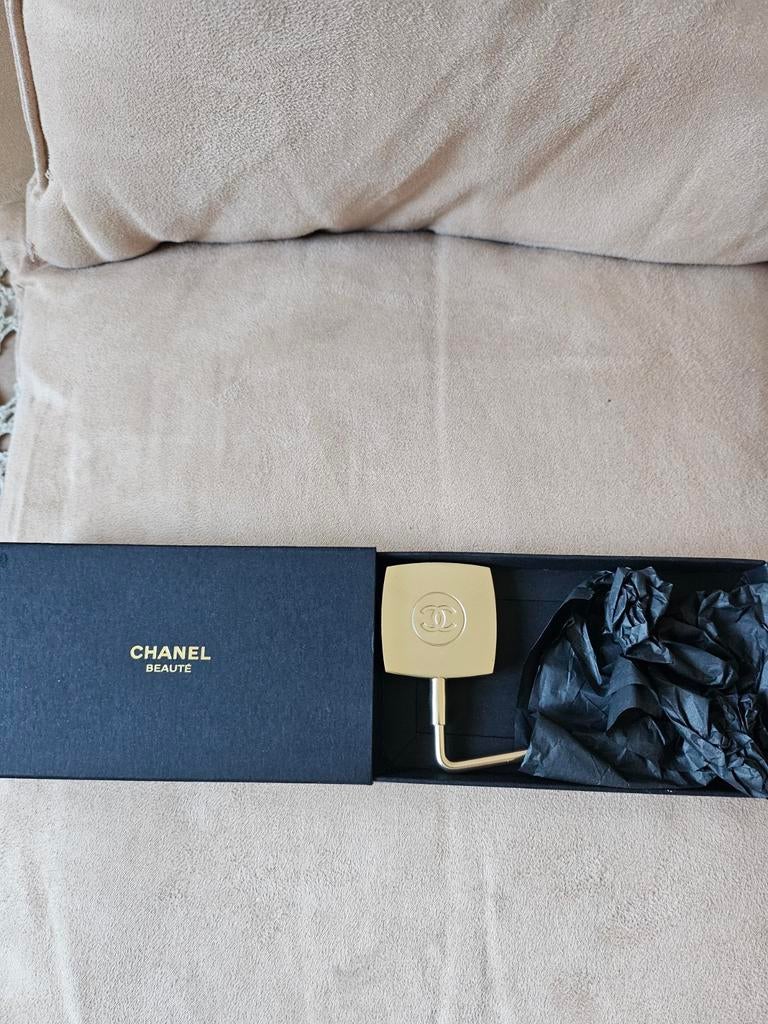 Chanel tashanger, Sieraden, Tassen en Uiterlijk, Uiterlijk | Parfum, Ophalen of Verzenden, Nieuw