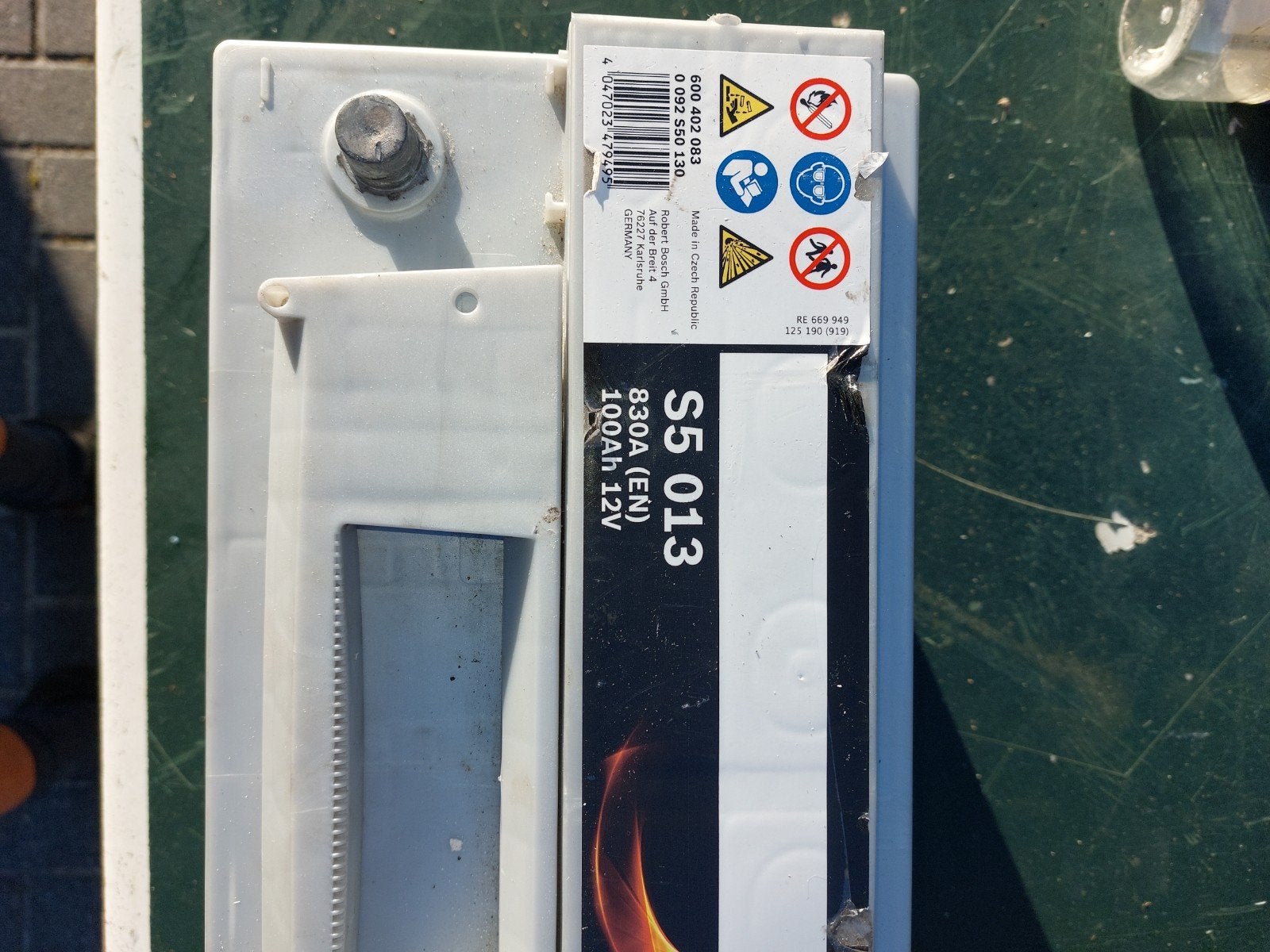 Bosch S5 013 Accu 12V 100Ah 830A  1 jaar garantie, Bosch, Gebruikt, Robert Bosch GmbH, Postfach 10 60 50, 70049 Stuttgart, Germany