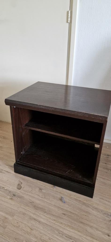 Houten Kastje, Ophalen