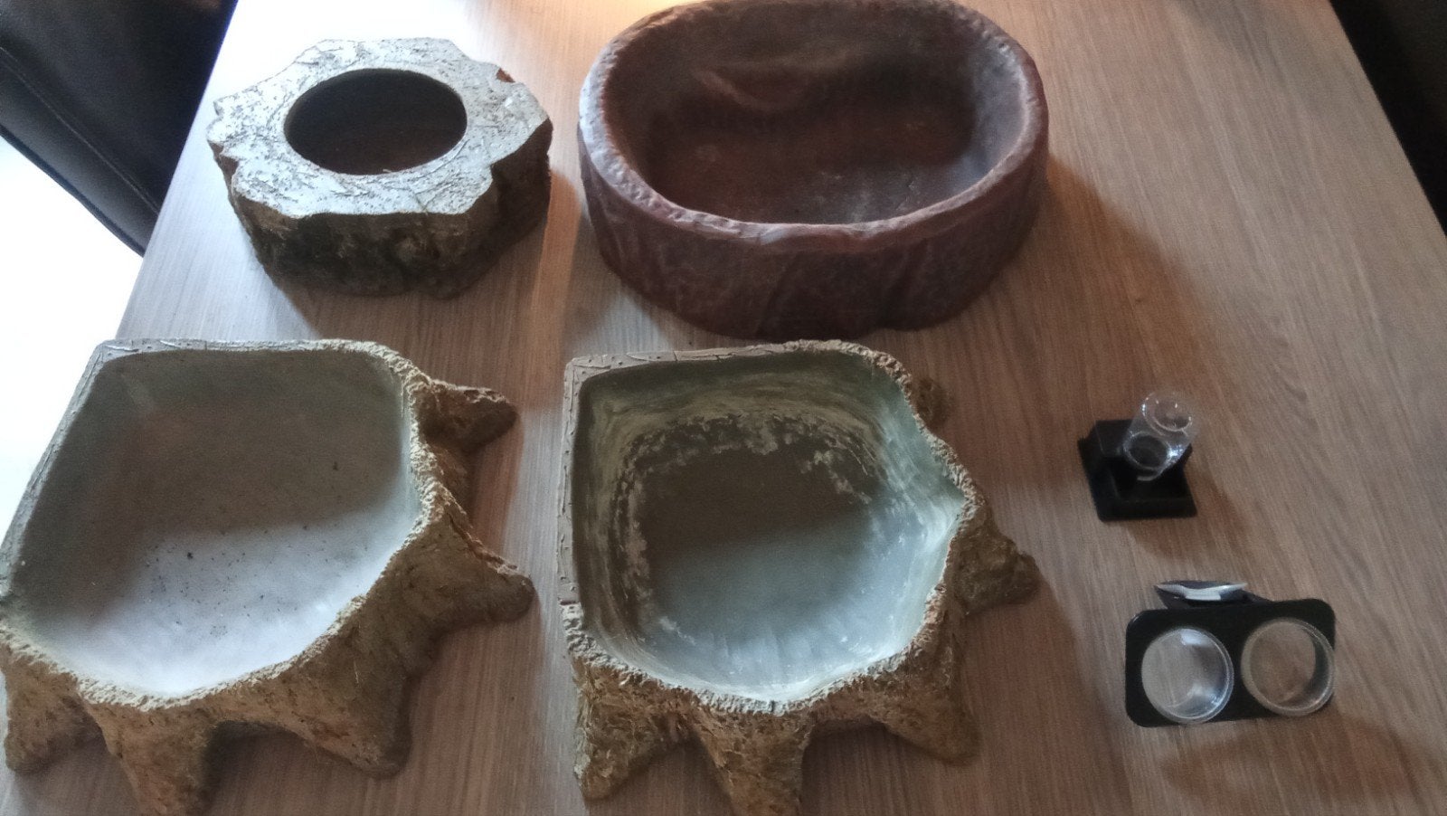 voer / drinkbakken terrarium, Dieren en Toebehoren, Ophalen