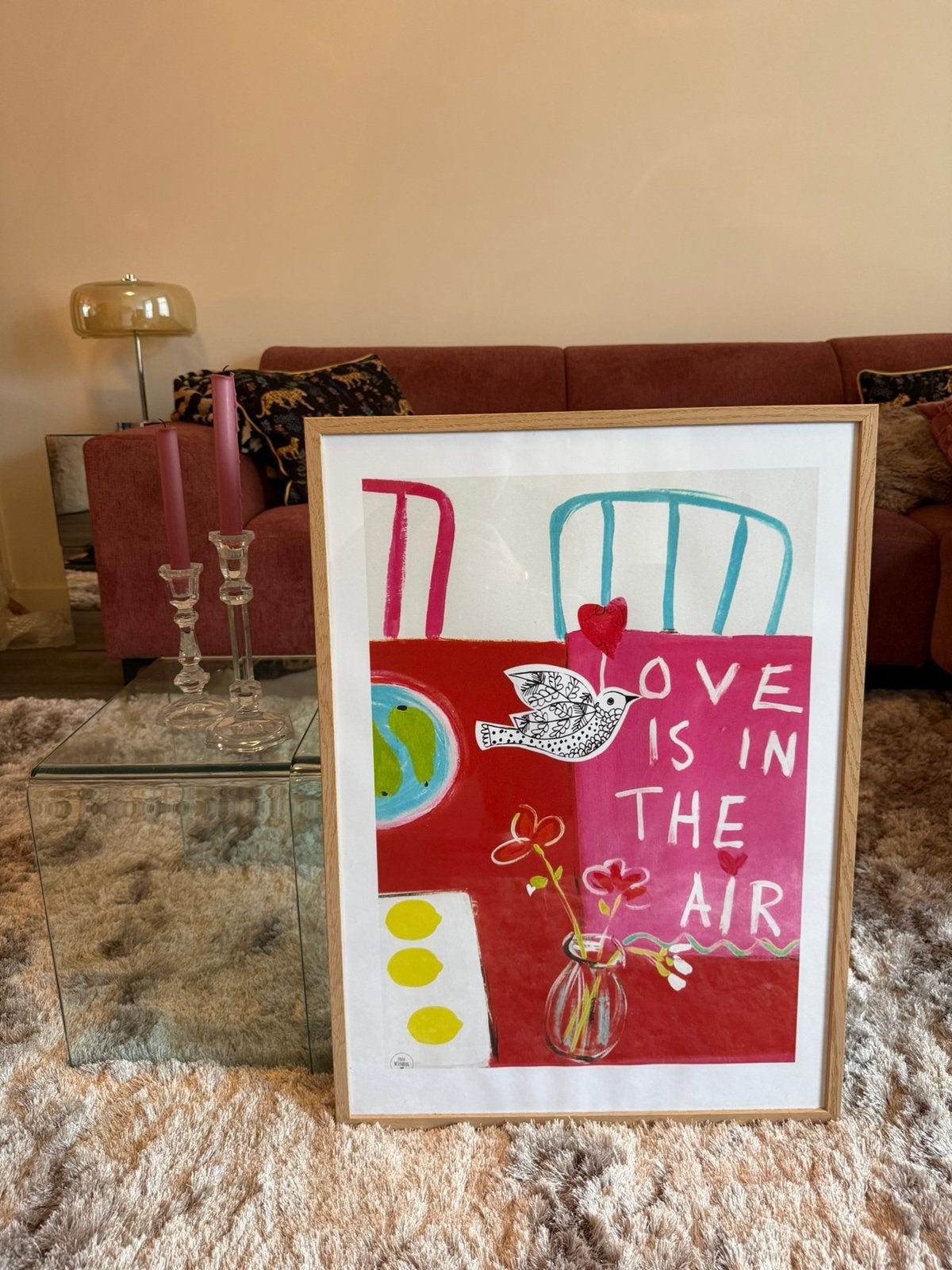 Ingelijste poster ‘Love is in the Air’ -Lydia Wienberg, Verzamelen, Ophalen, Rechthoekig Staand, Met lijst, Deurposter of groter