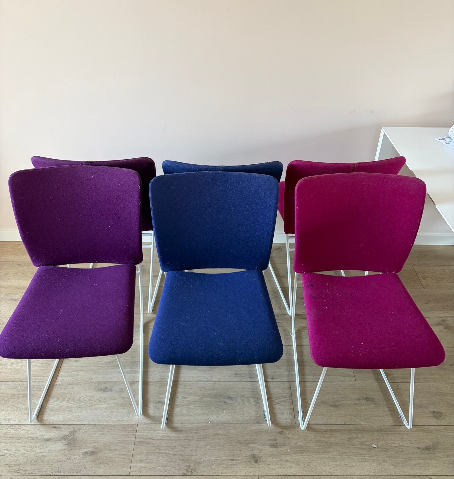 Eetkamerstoelen Design on Stock, Huis en Inrichting, Stoelen, Ophalen, Zo goed als nieuw, Vijf, Zes of meer stoelen