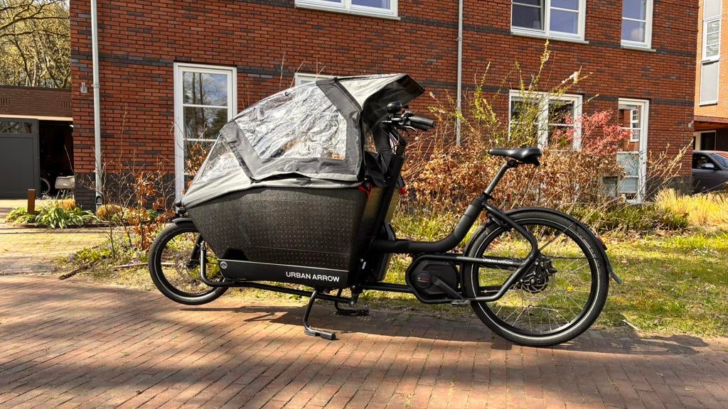 Urban Arrow Bakfiets | Performance Line | 500 wh (2022), Ophalen, Gebruikt, Huif, 2 kinderen