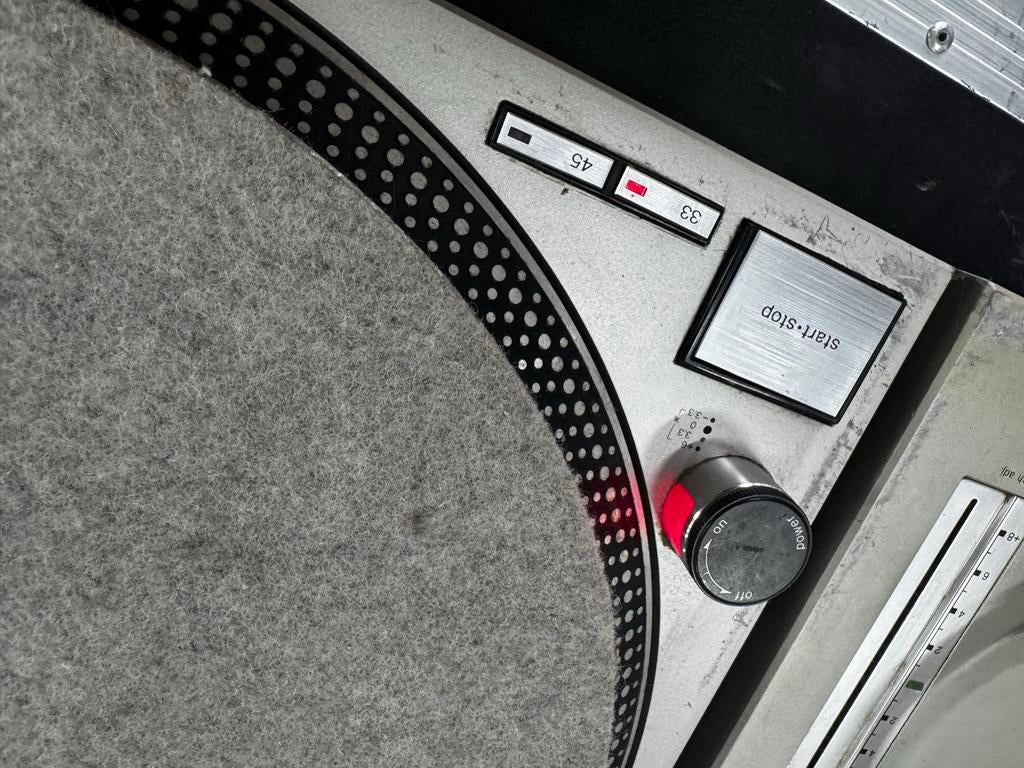 Technics SL 1200MK2 Quartz Platenspeler, Ophalen, Gebruikt, Pitch-regelaar, Platenspeler