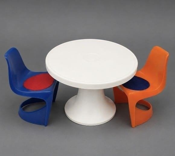 Barbie retro 1970s design eetkamer Helly, Verzamelen, Poppen, Ophalen of Verzenden, Gebruikt, Accessoires