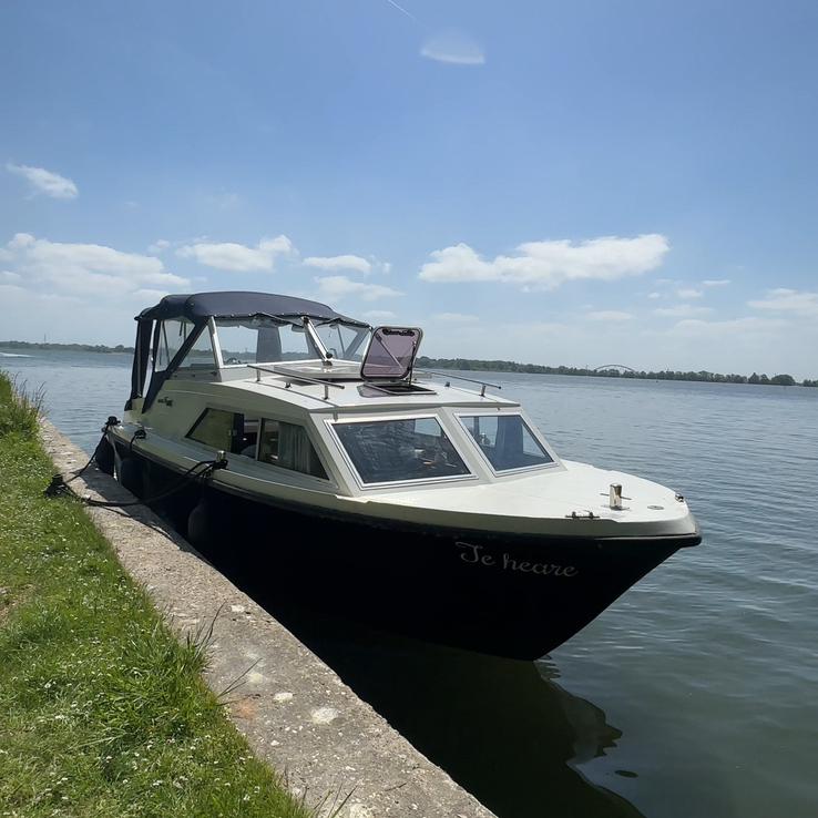 Polaris Viva polyester 7,35m Kajuit boot Motor boot Kruiser, Watersport en Boten, Motorboten en Motorjachten, Polaris, 80 cm, Zo goed als nieuw