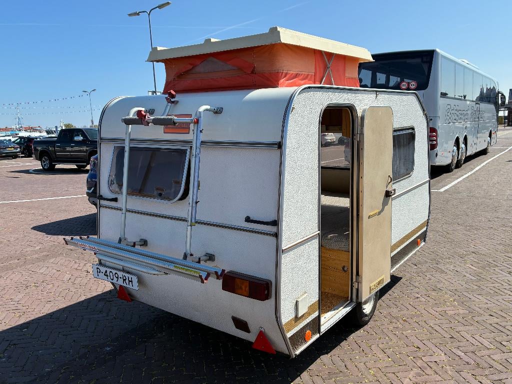 caravan, Caravans en Kamperen, Caravans, Standaardzit, Kachel, Omvormbare zithoek, Tot en met 3