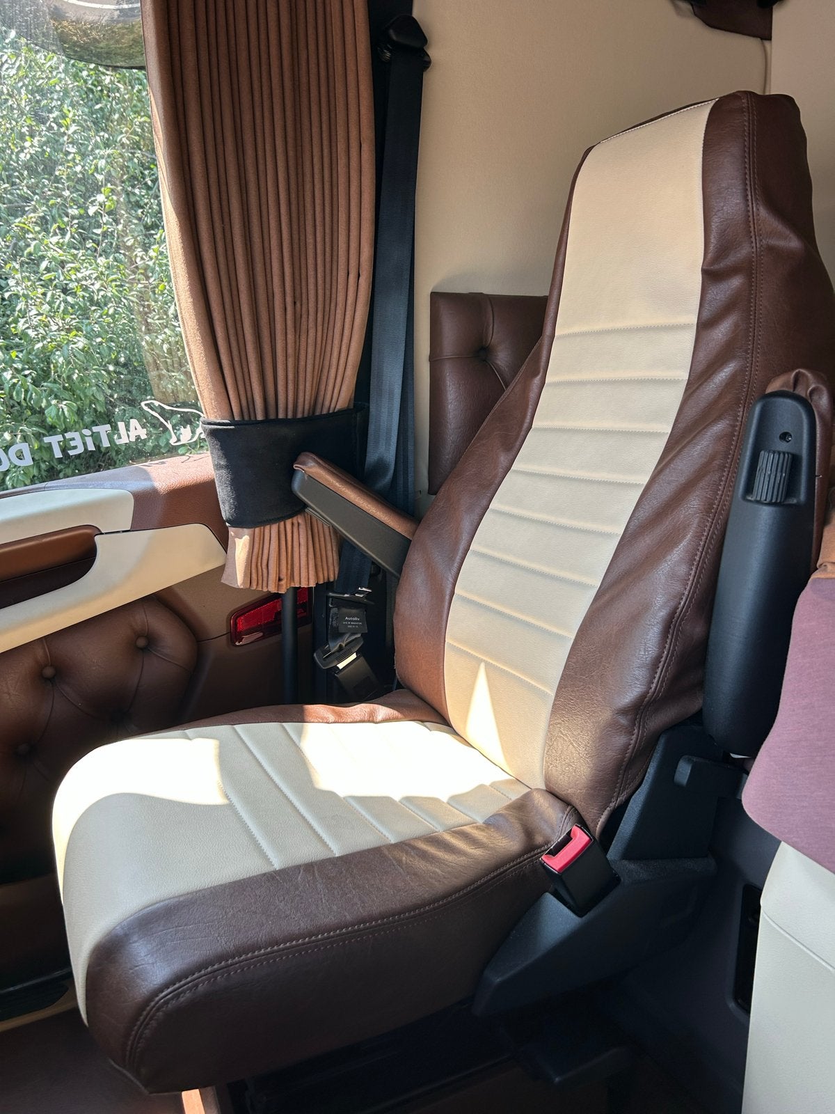 Luxe Stoelhoezen Next Gen - Bruin/Beige Leer, Ophalen of Verzenden, Gebruikt, Overige automerken