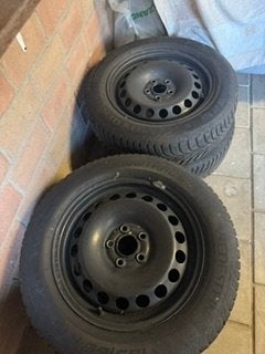 winterbanden met stalen velgen voor Audi A1, Auto-onderdelen, Ophalen, Gebruikt, 15 inch, Banden en Velgen