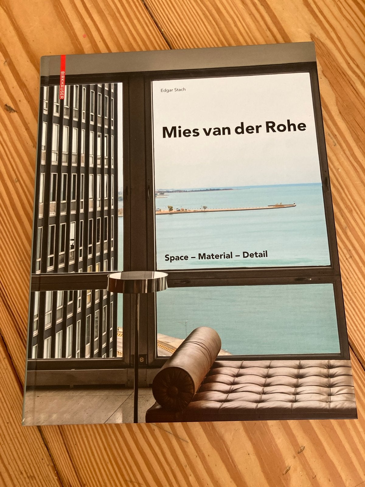 Boek Mies van der Rohe: Architectuur, Ruimte, Materiaal, Det, Ophalen of Verzenden, Zo goed als nieuw, Architecten