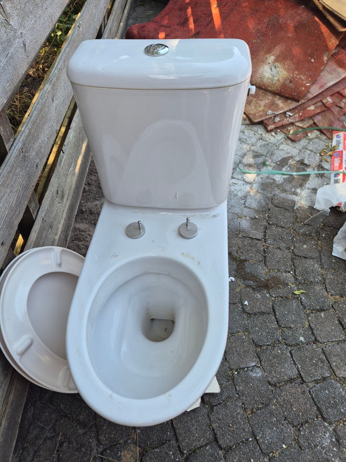 Gebruikt toilet met stortbak, Ophalen, Gebruikt, Toilet