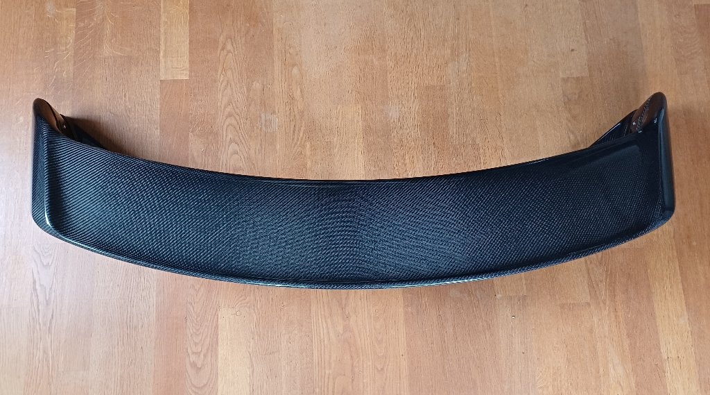 Nissan R35 GT-R Carbon Spoiler OEM design met Raisers, Ophalen of Verzenden