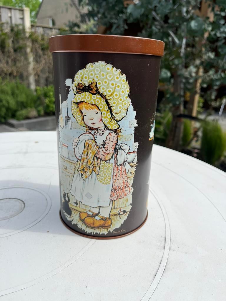 Voorraadbus Holly Hobbie, Verzamelen, Blikken, Ophalen of Verzenden, Gebruikt, Overige