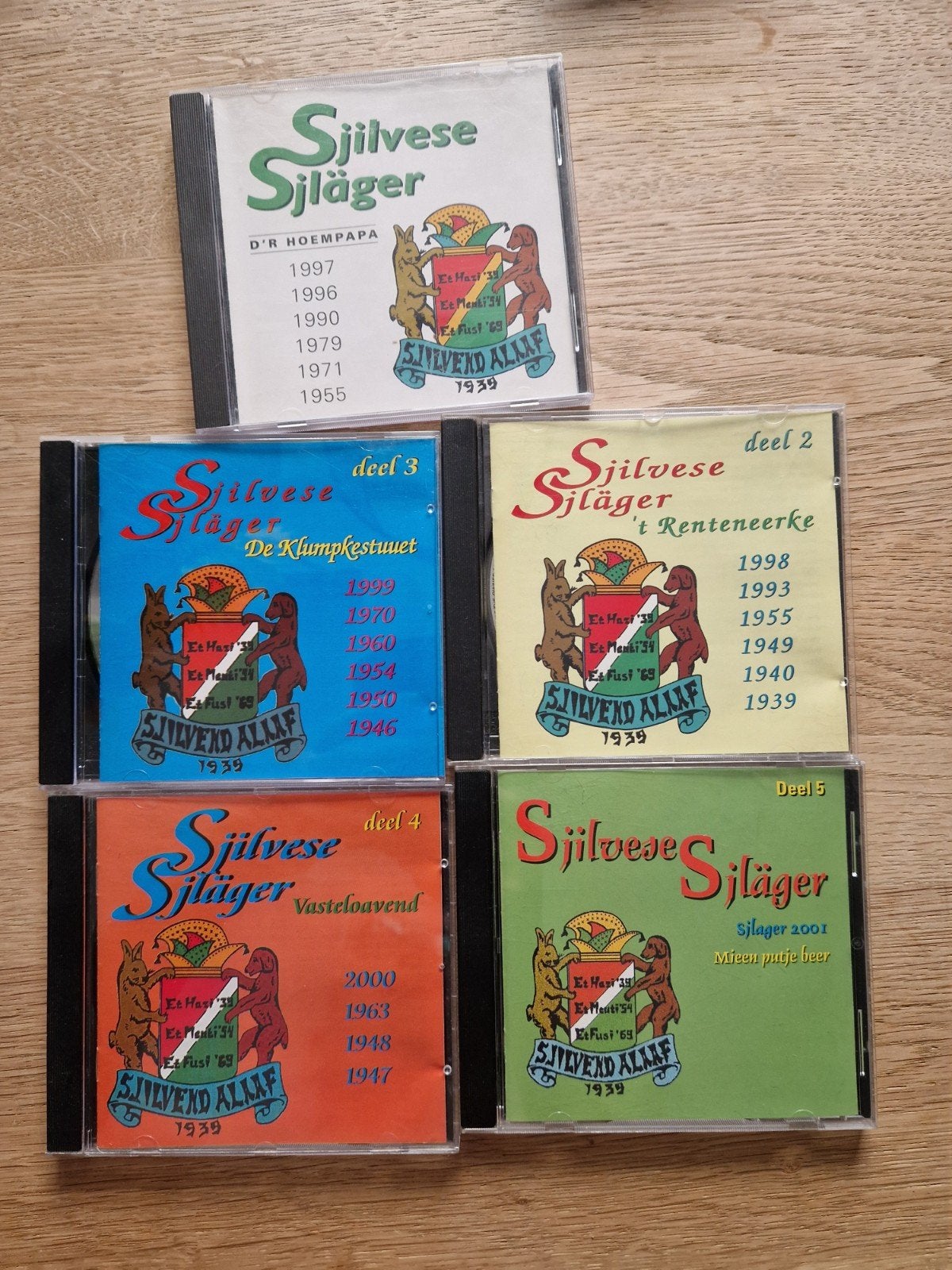 Carnaval limburg vastelaovend Schinveld 5 cd's Sjilvend, Ophalen of Verzenden, Zo goed als nieuw, Streekmuziek