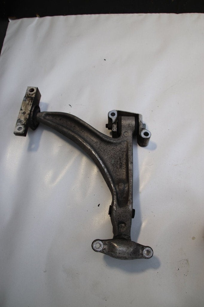 Volvo V60 II draagarm linksvoor 32370929 compleet, Ophalen of Verzenden, Gebruikt, Volvo