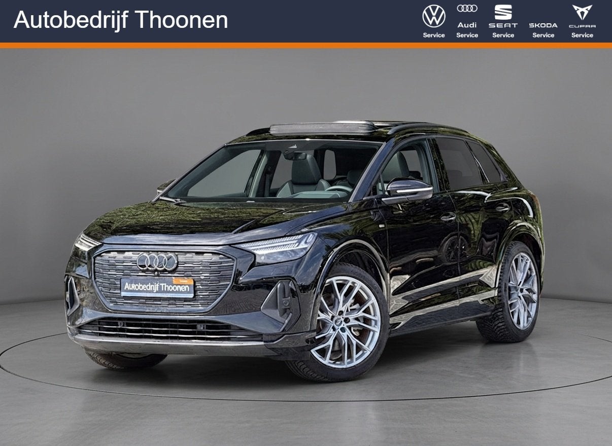 Audi Q4 e-tron 45 S Edition 82 kWh | 21"| pano | trekhaak |, Auto's, Audi, Automaat, Achterwielaandrijving, Gebruikt, Leder en Stof