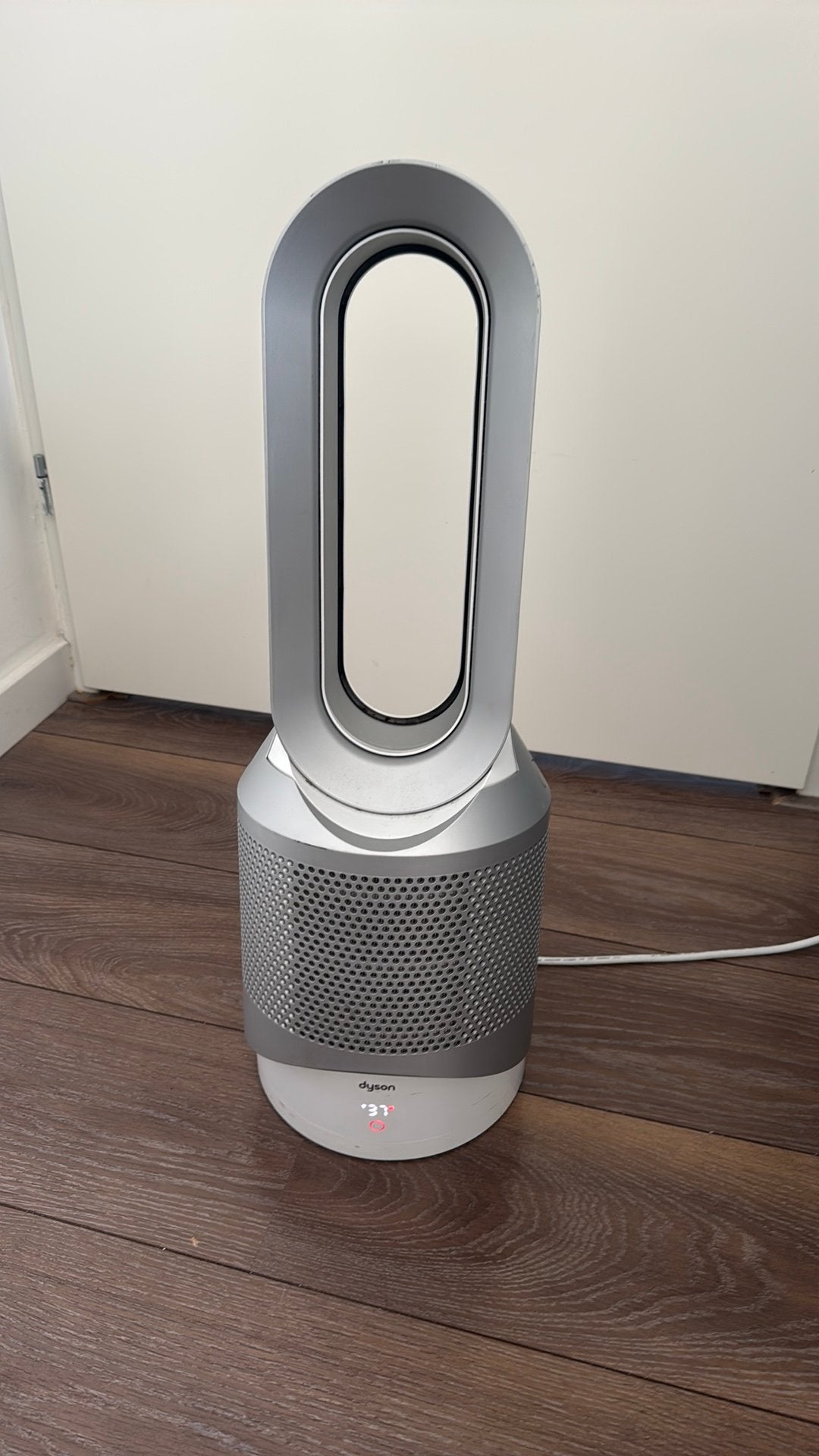 Dyson HP02 Zonder Afstandsbediening en blijft op 37 graden, Ophalen of Verzenden, Gebruikt, Torenventilator