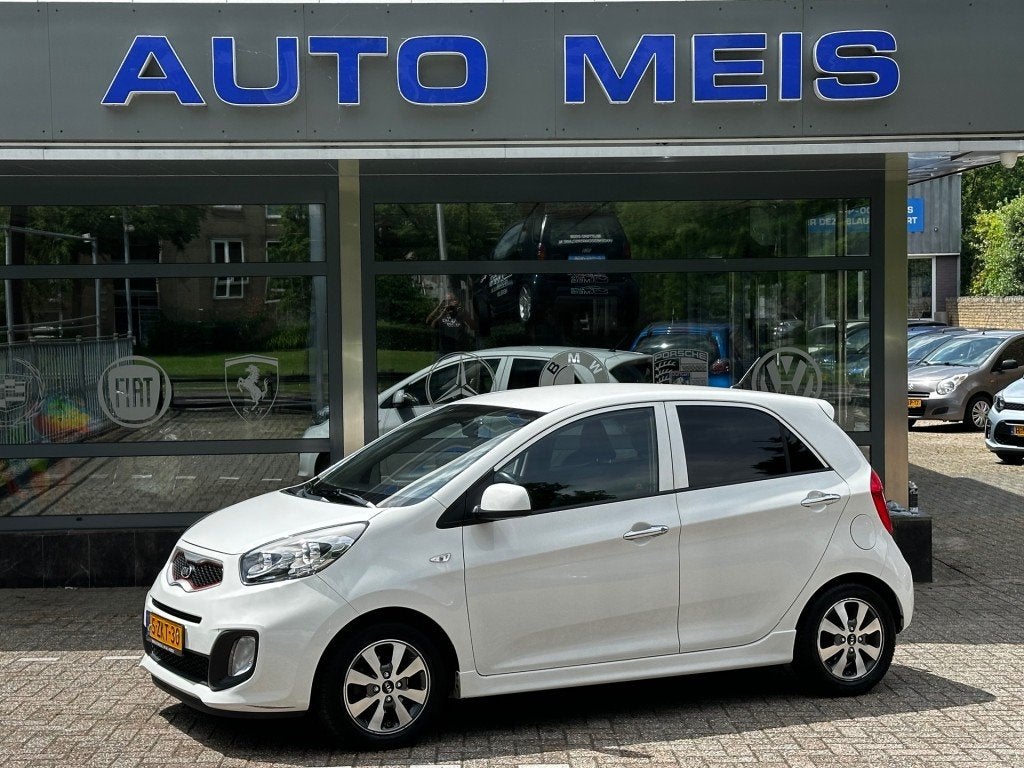 Kia PICANTO 1.0 CVVT X-treme Airco Leer Telefoon NAP-Autopas, Auto's, Voorwielaandrijving, Euro 5, Gebruikt, 400 kg