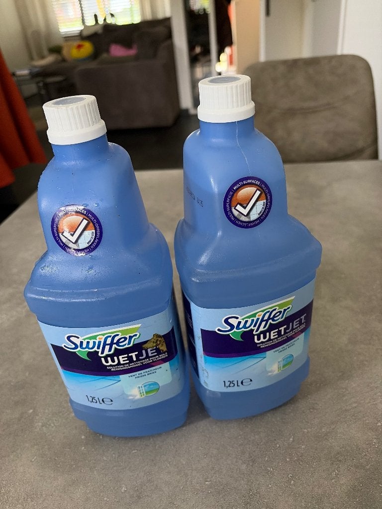 Swiffer wet jet reinigingsmiddel, Huis en Inrichting, Ophalen of Verzenden, Schoonmaakmiddel