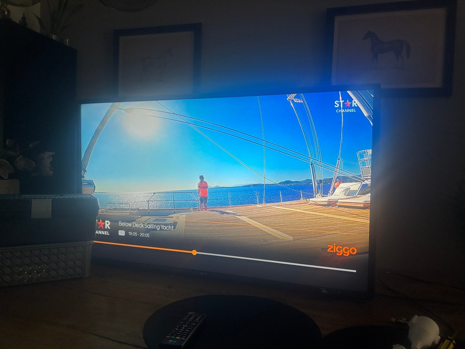 Lg smart tv 42inch, Audio, Tv en Foto, Televisies, Ophalen, 50 Hz, Zo goed als nieuw, 100 cm of meer
