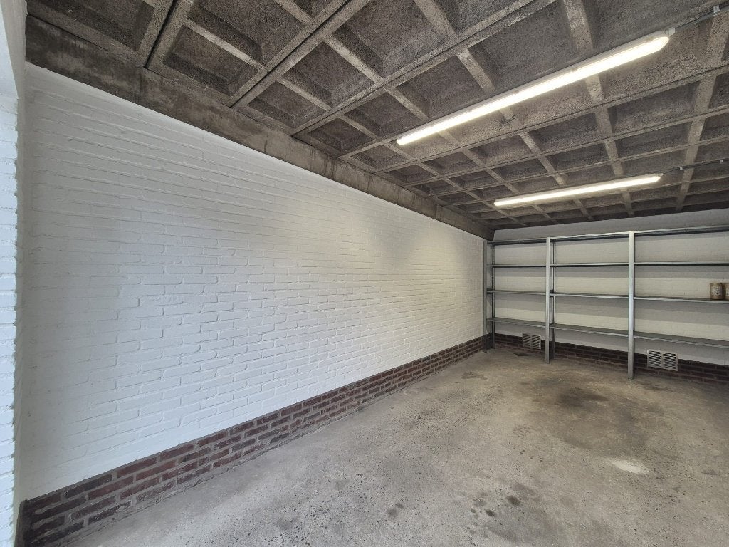 Ruime garagebox te huur Nijmegen | Auto/oldtimerstalling, Gelderland