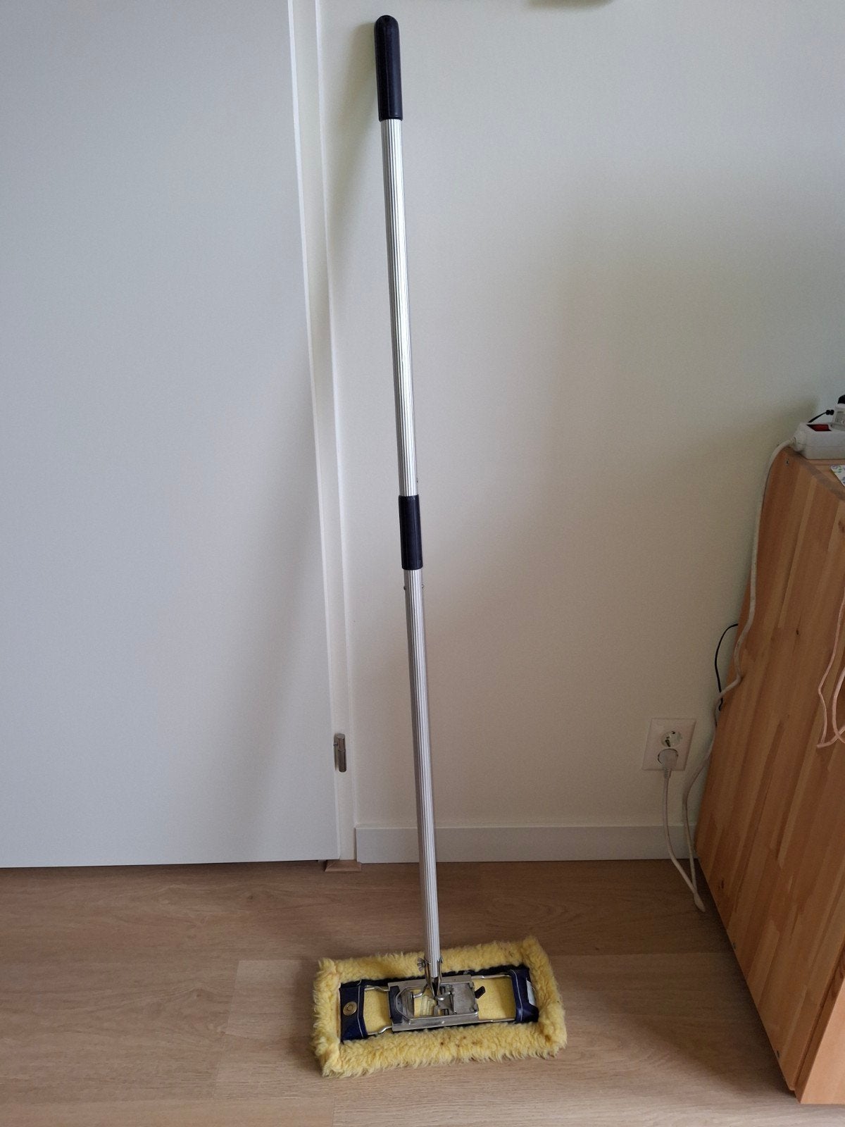 ha-ra steel met stofmop, Ophalen