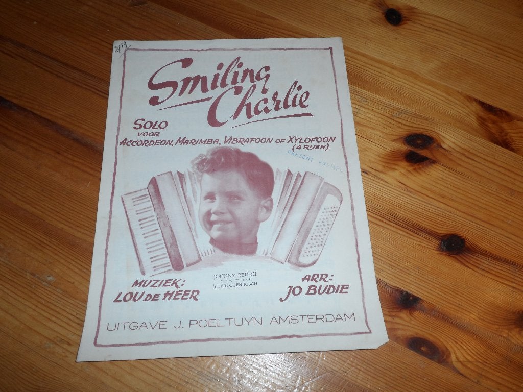 Smiling charlie - lou de heer / jo budie, Gebruikt, Gitaar, Ophalen of Verzenden, Artiest of Componist
