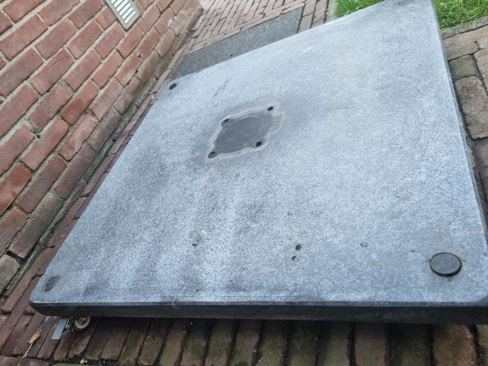 Granieten parasolvoet 80x80 cm, 90kg, voor zweefparasol, Ophalen, Gebruikt, Minder dan 1 meter, Parasolvoet