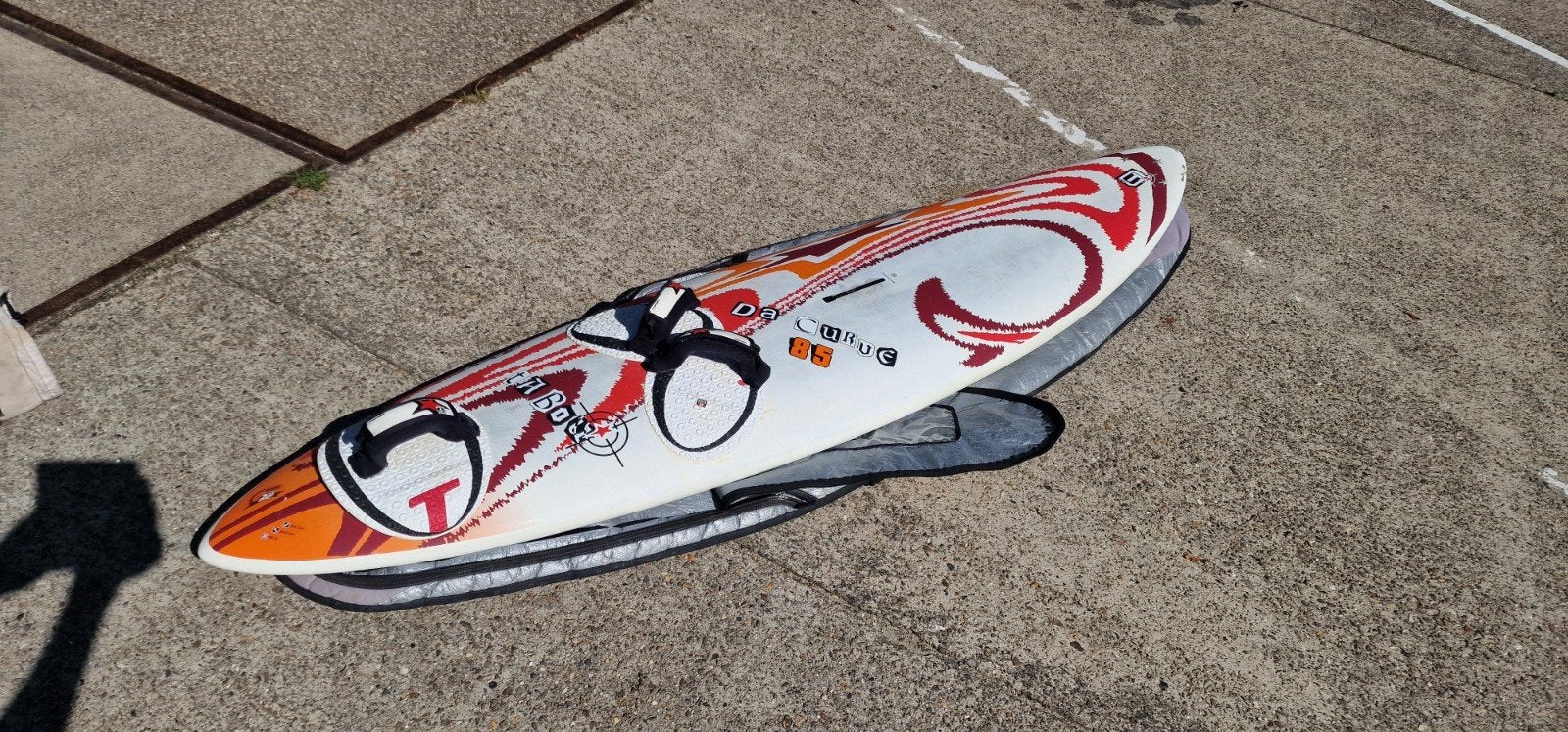 Tabou Da Curve 85 liter windsurfboard, Watersport en Boten, Ophalen, Met voetbanden, Gebruikt, Tabou