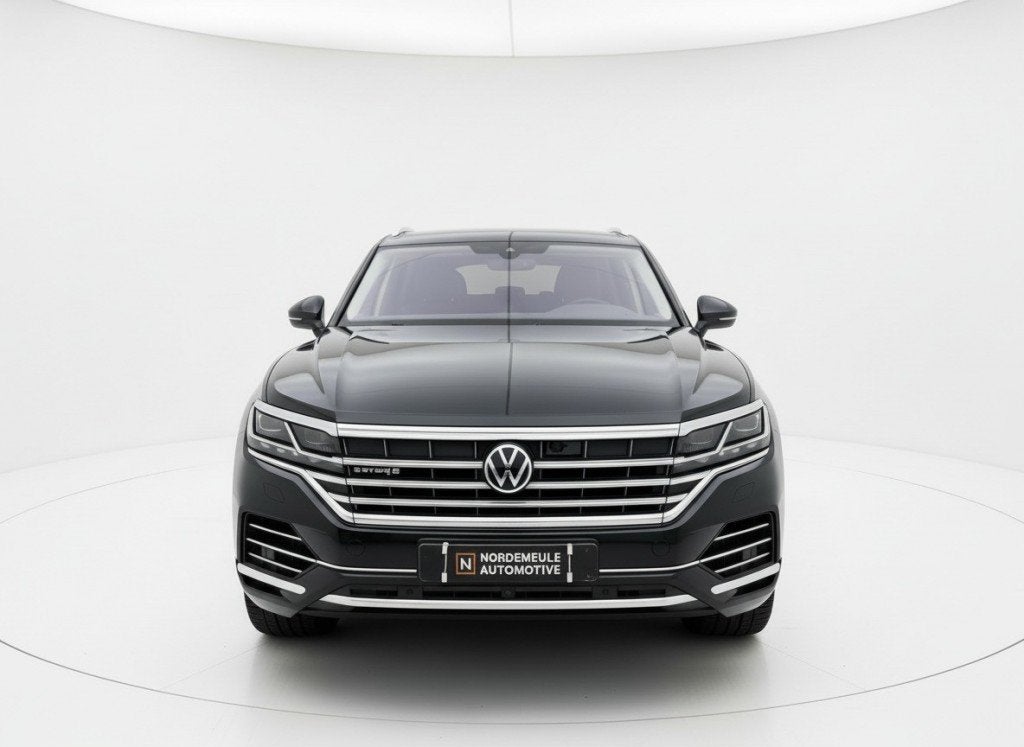 Volkswagen TOUAREG 3.0 TSI EHYBRID 4Motion, Nachtzicht, Lede, Auto's, Volkswagen, Automaat, Gebruikt, Euro 6, 2995 cc