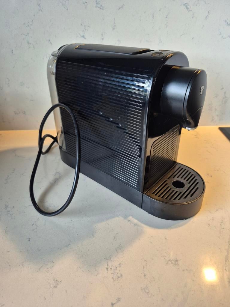 Tchibo Cafissimo Mini Koffiecupmachine Zwart, Koffiemachine, Ophalen of Verzenden, Zo goed als nieuw, 1 kopje
