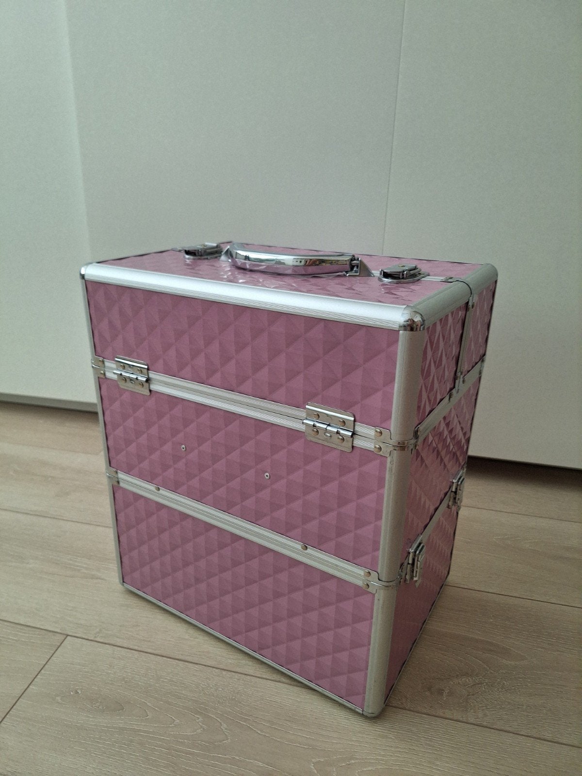 Roze nagelkoffer, Ophalen of Verzenden, Zo goed als nieuw, Roze, Met slot