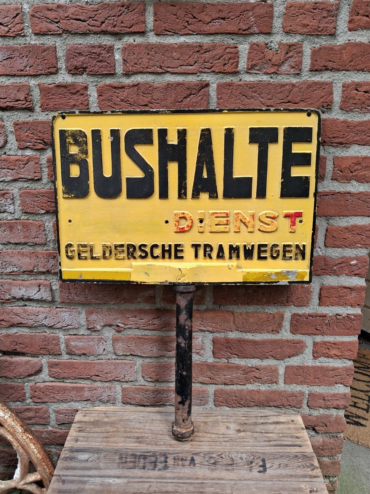 oud bushaltebord bushalte dienst gtw Gelderse tramwegen, Verzamelen, Spoorwegen en Tramwegen, Ophalen, Gebruikt, Bus of Metro