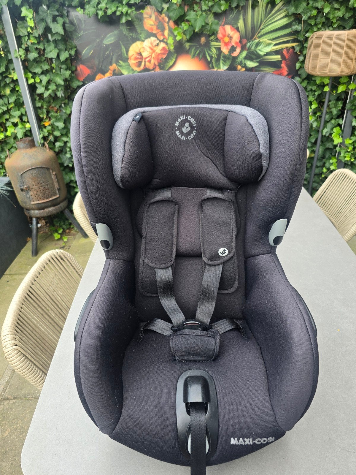 Maxi-Cosi Axiss autostoel - 90 graden draaibaar, Ophalen, Autogordel, 9 t/m 18 kg, Verstelbare rugleuning